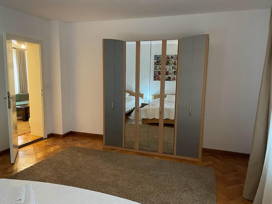 Crisan 40 Casa Muntean 100Mp 3Camere 3Paturi 1 Canapea 2 Dormitoare Parcare Timişoara Exterior foto